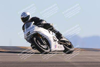 media/Nov-06-2023-Moto Forza (Mon) [[ce023d0744]]/2-Advanced Group/Session 4 (Turn 9)/